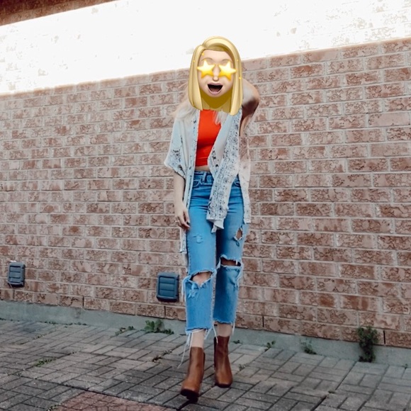 LEVI’S CROPPED DENIM - Picture 3 of 4